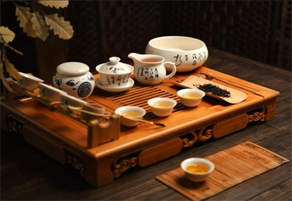 普洱茶回收价格评估：影响价值的五大关键因素